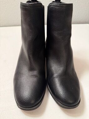Kenneth Cole Reaction Black Pebbled Leather Mid-Calf Ankle Boots